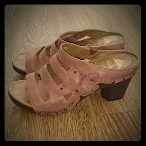 Dansko Leather Mules Clogs 40 or 9 EUC